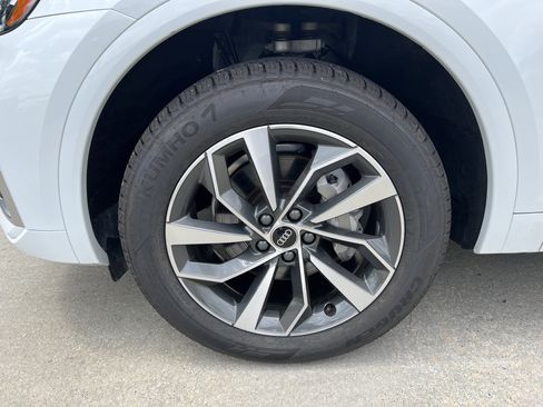 Certified 2023 Audi Q5 2.0T Premium Plus w/ Premium Plus Package AWD/4WD image 13