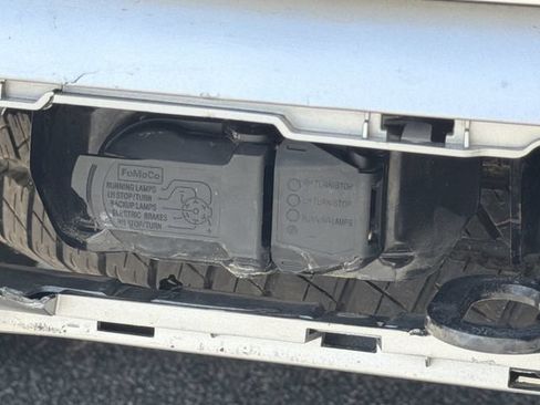 Used 2024 Ford Expedition Max Limited RWD image 7