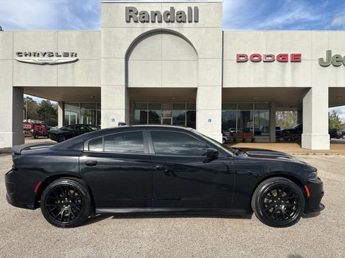 Used 2020 Dodge Charger GT w/ Blacktop Package image 8