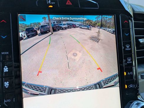 New 2026 RAM 1500 4x4 Crew Cab image 23