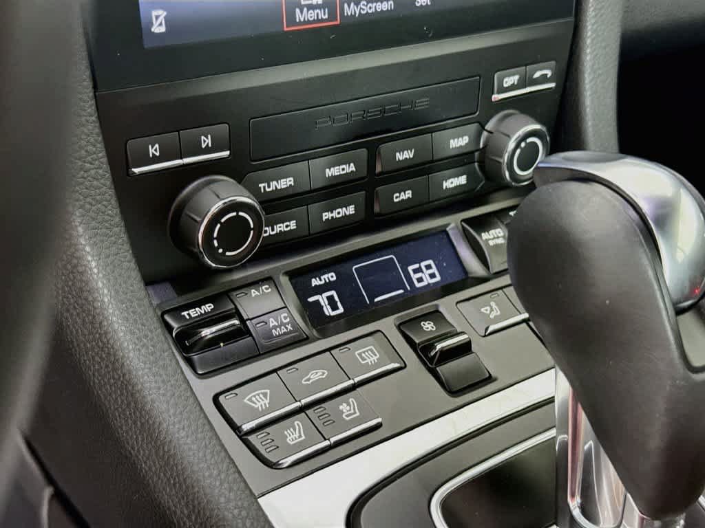 Certified 2024 Porsche 718 Cayman S RWD image 16