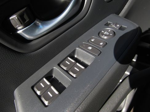 Certified 2025 Honda Pilot EX-L image 25