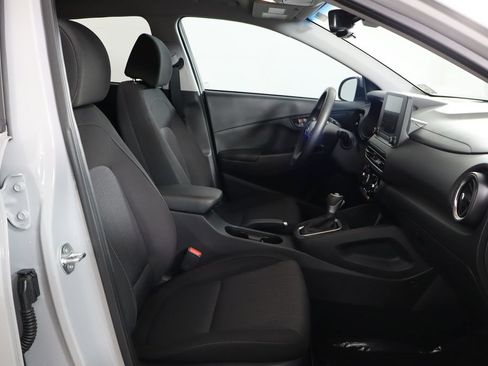 Used 2023 Hyundai Kona SEL FWD image 11