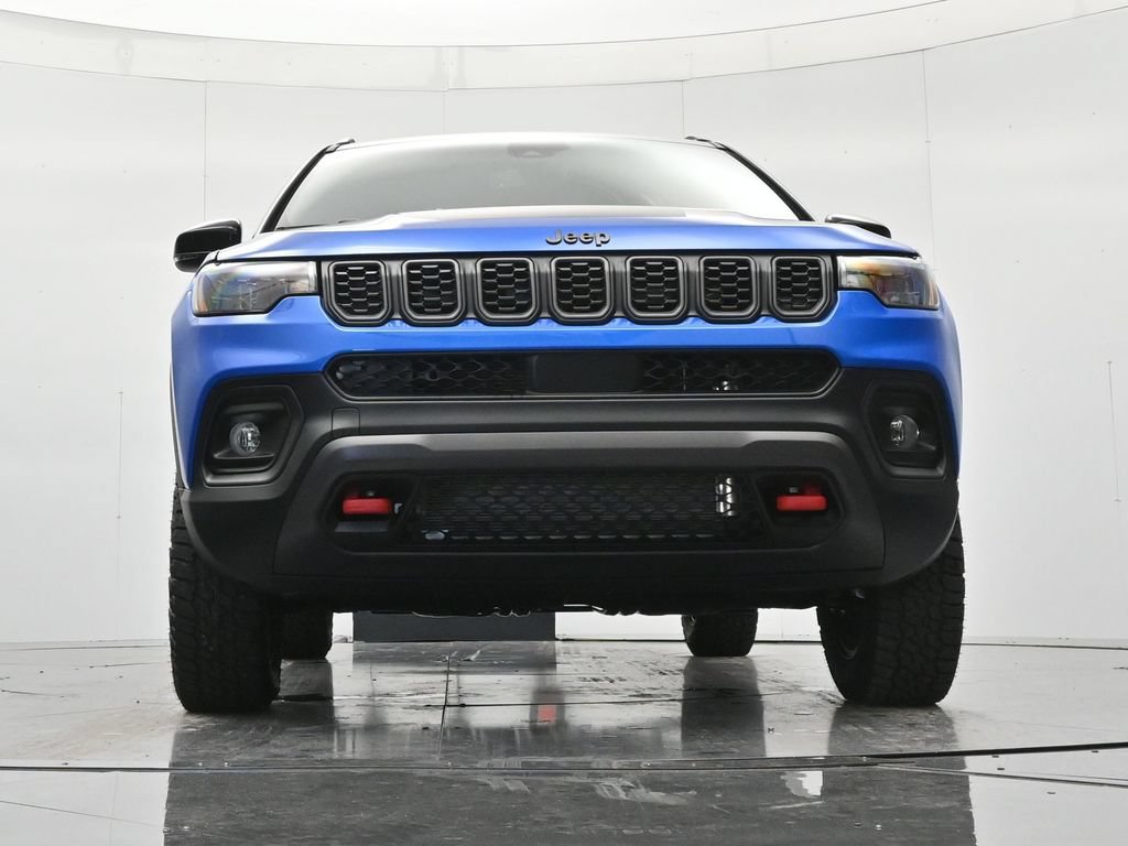 New 2026 Jeep Compass Trailhawk w/ Sun, Sound & Navigation Group AWD/4WD image 39