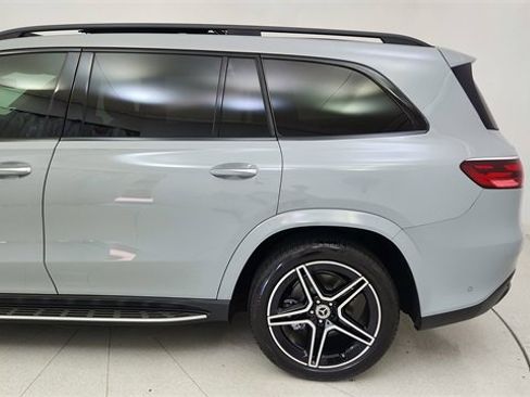 Used 2025 Mercedes-Benz GLS 450 GLS 450 image 11