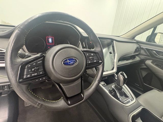 Used 2025 Subaru Outback Onyx Edition AWD/4WD image 20