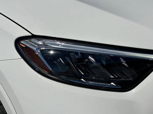 New 2025 Mercedes-Benz GLC 43 AMG 4MATIC image 10