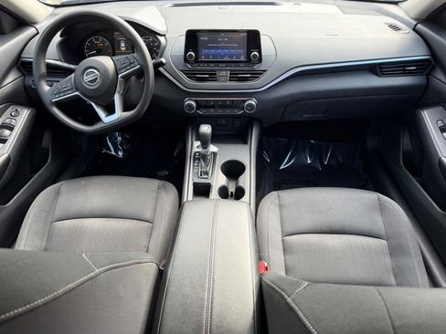 Used 2022 Nissan Altima 2.5 S FWD image 11