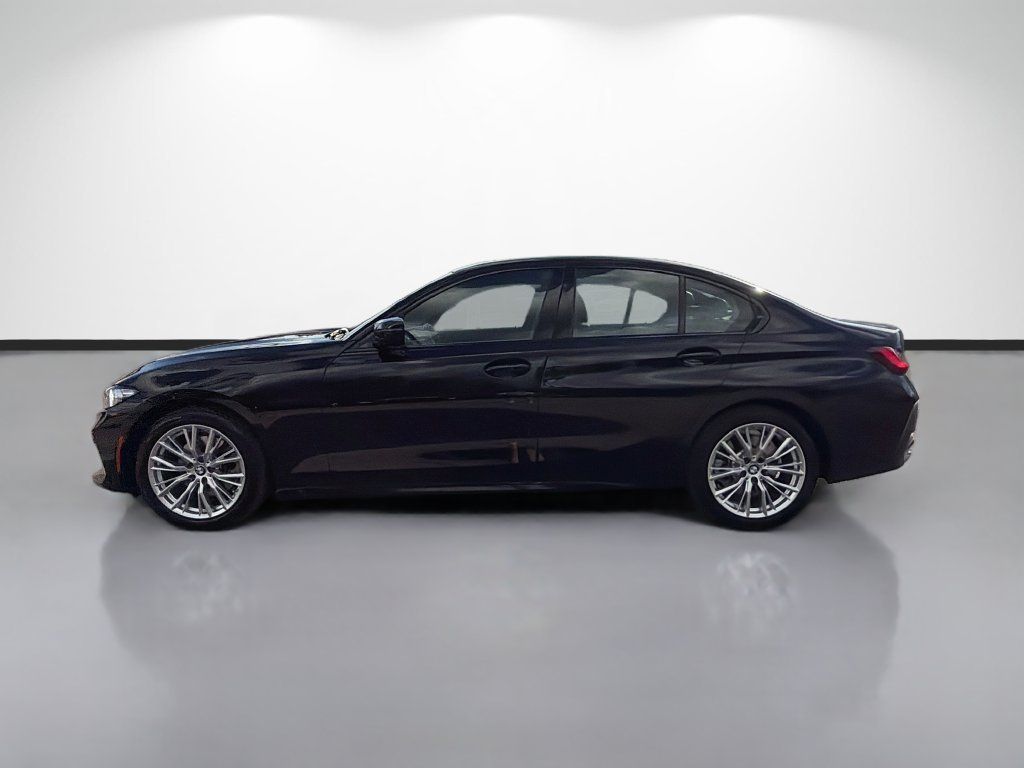 Used 2023 BMW 330i Sedan RWD image 6
