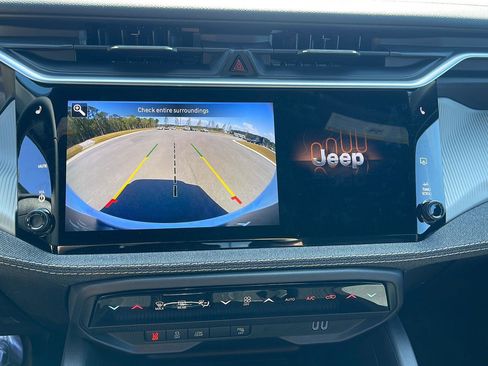 New 2026 Jeep Cherokee Laredo AWD/4WD image 18
