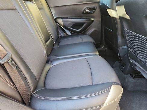 Certified 2017 Chevrolet Trax LT w/ LT Convenience Package image 23