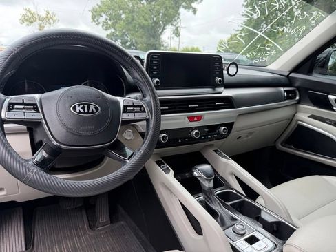 Used 2021 Kia Telluride S AWD/4WD image 7