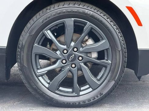 Used 2023 Chevrolet Equinox RS AWD/4WD image 8