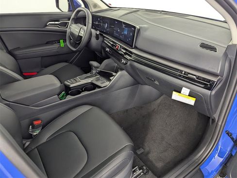 New 2026 Kia Sportage SX image 37