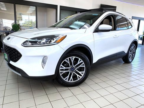 Used 2020 Ford Escape SEL AWD/4WD image 2