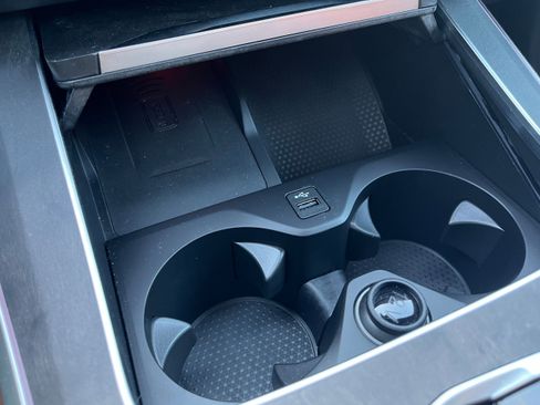 Used 2024 BMW X5 xDrive40i w/ M Sport Package image 22