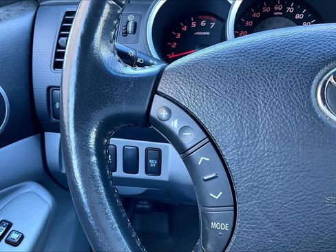 Used 2010 Toyota Tacoma 4x4 Access Cab V6 image 23