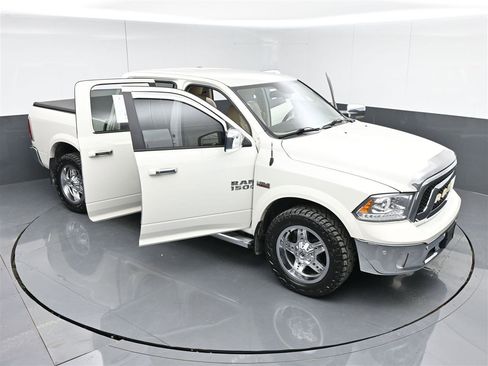 Used 2017 RAM 1500 Laramie w/ Convenience Group image 37