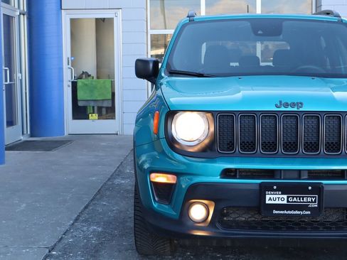Used 2021 Jeep Renegade Latitude AWD/4WD image 30