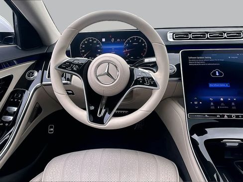 Certified 2023 Mercedes-Benz S 500 4MATIC w/ AMG Line image 6