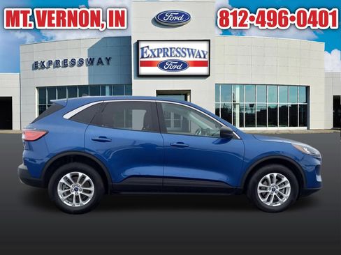 Used 2022 Ford Escape SE image 6