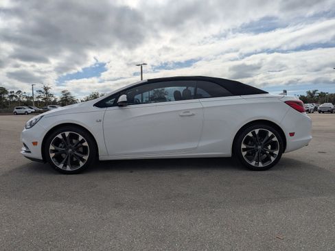 Used 2018 Buick Cascada Premium image 8