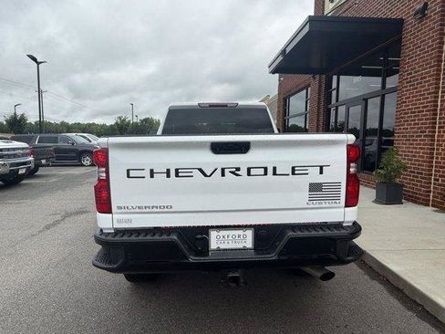 Used 2025 Chevrolet Silverado 2500 Custom w/ Custom Value Package AWD/4WD image 5
