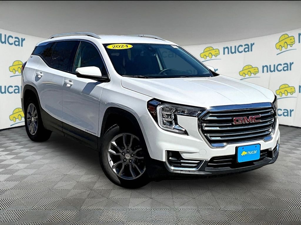 Used 2024 GMC Terrain SLT AWD/4WD image 1