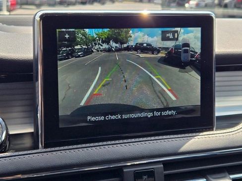 Used 2022 Lincoln Corsair AWD w/ Equipment Group 101A image 25