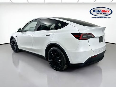 Used 2023 Tesla Model Y Long Range image 6