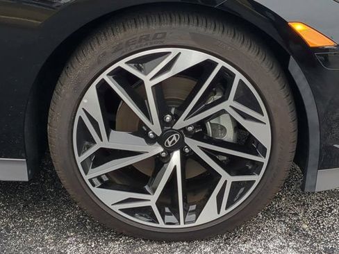 New 2024 Hyundai Ioniq 6 SEL AWD/4WD image 11
