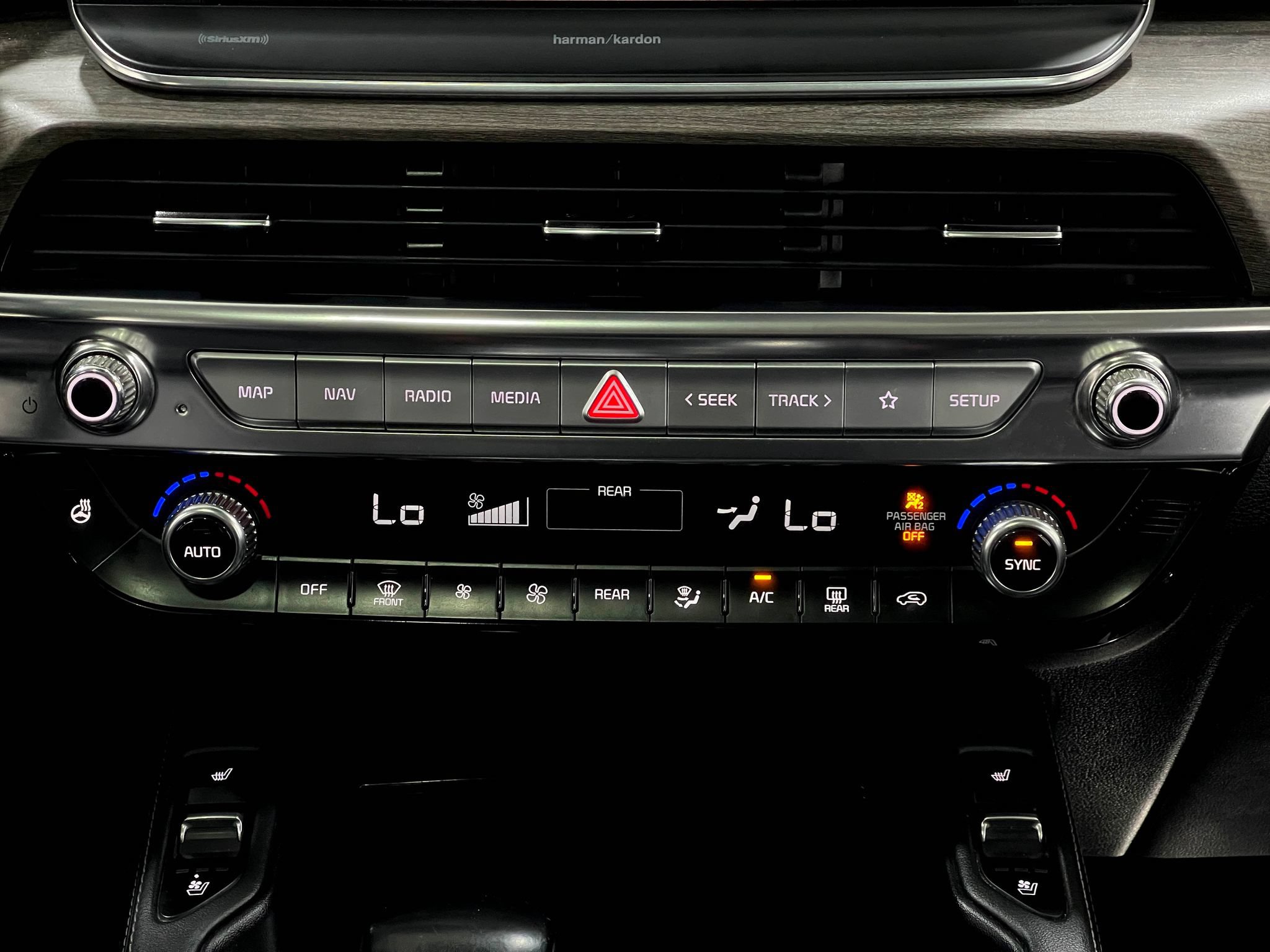Used 2021 Kia Telluride SX w/ Nightfall Edition Package AWD/4WD image 25