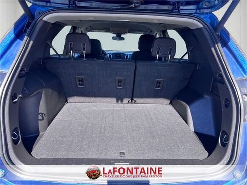 Used 2019 Chevrolet Equinox LT w/ Driver Convenience Package image 26