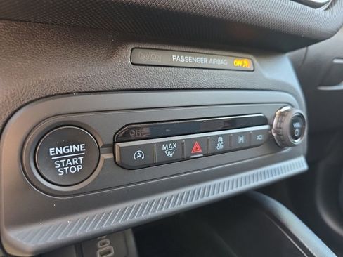 Certified 2025 Ford Bronco Sport Outer Banks w/ Outer Banks Tech Package+ AWD/4WD image 12
