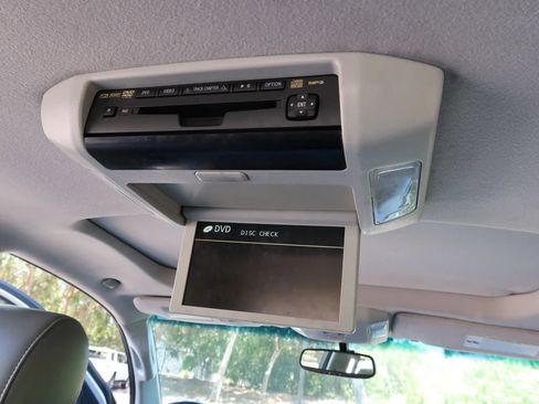 Used 2010 Toyota Sequoia Limited RWD image 21