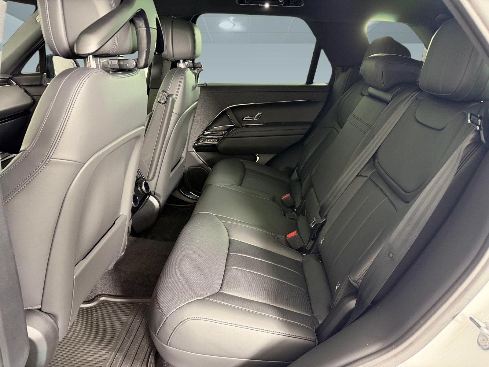 New 2026 Land Rover Range Rover Sport Dynamic SE AWD/4WD image 20