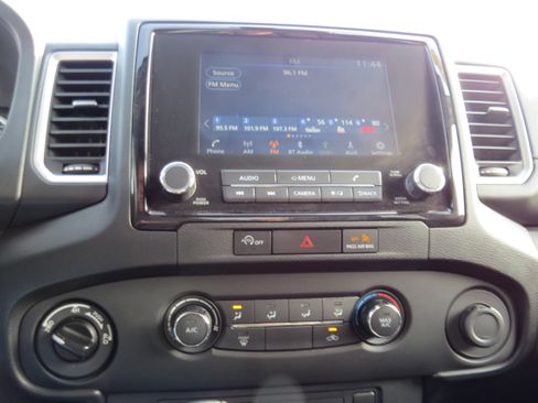 Used 2023 Nissan Frontier SV AWD/4WD image 21