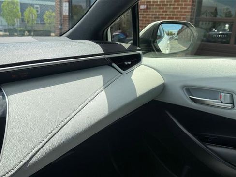 Used 2020 Toyota Corolla SE w/ Carpet Mat Package image 35