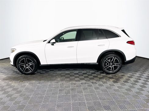 New 2026 Mercedes-Benz GLC 300 GLC 300 image 3
