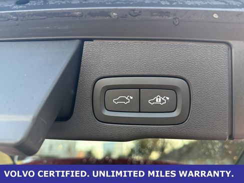 Certified 2023 Volvo XC60 B5 Plus w/ Climate Package image 8