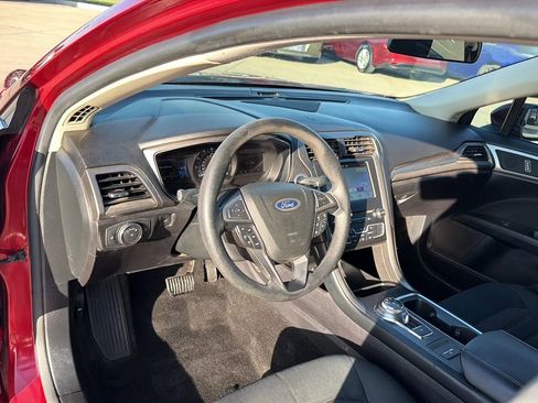 Used 2018 Ford Fusion SE w/ Fusion SE Technology Package FWD image 78