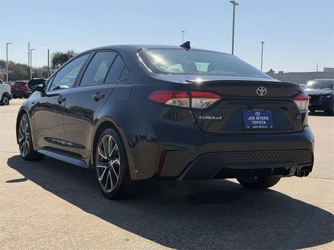Used 2022 Toyota Corolla SE image 7