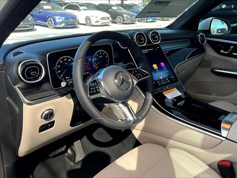 New 2026 Mercedes-Benz GLC 300 GLC 300 image 10