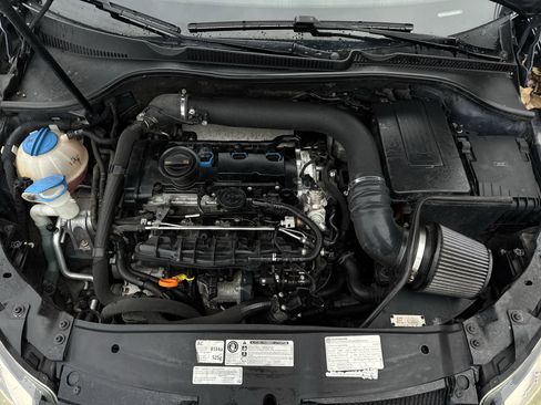 Used 2013 Volkswagen Golf R 4-Door image 28