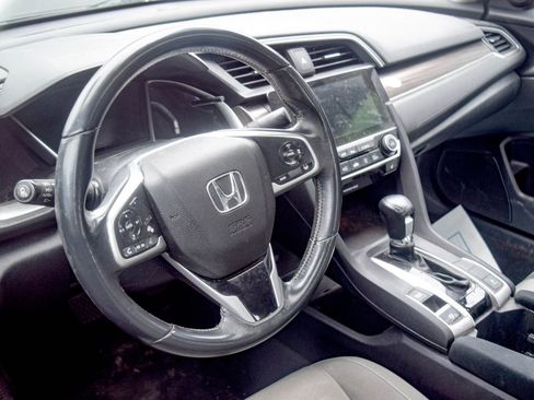 Used 2019 Honda Civic EX image 22
