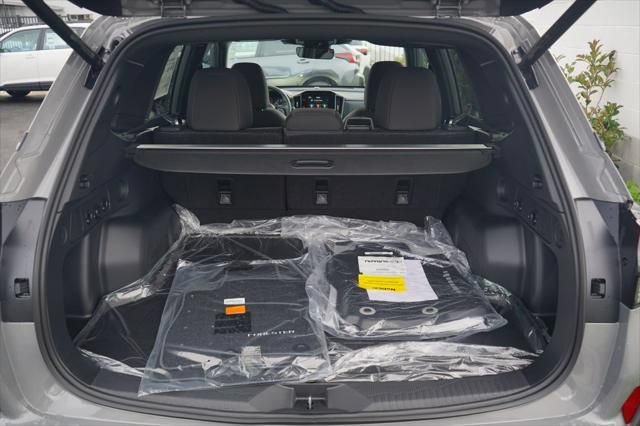 Used 2026 Subaru Forester Premium AWD/4WD image 11