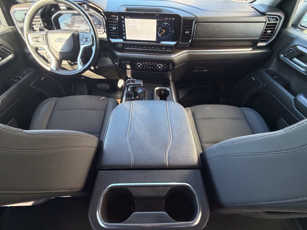 Used 2024 Chevrolet Silverado 1500 RST AWD/4WD image 12
