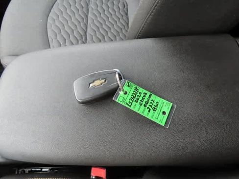 Used 2020 Chevrolet Equinox LT image 26