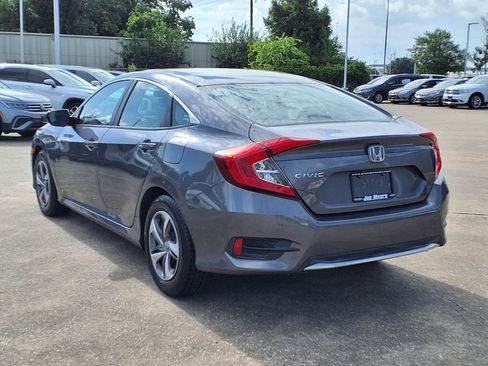 Used 2020 Honda Civic LX image 2