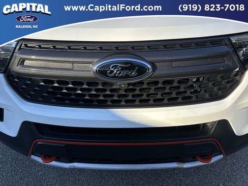 Used 2022 Ford Explorer Timberline w/ Timberline Technology Package image 10